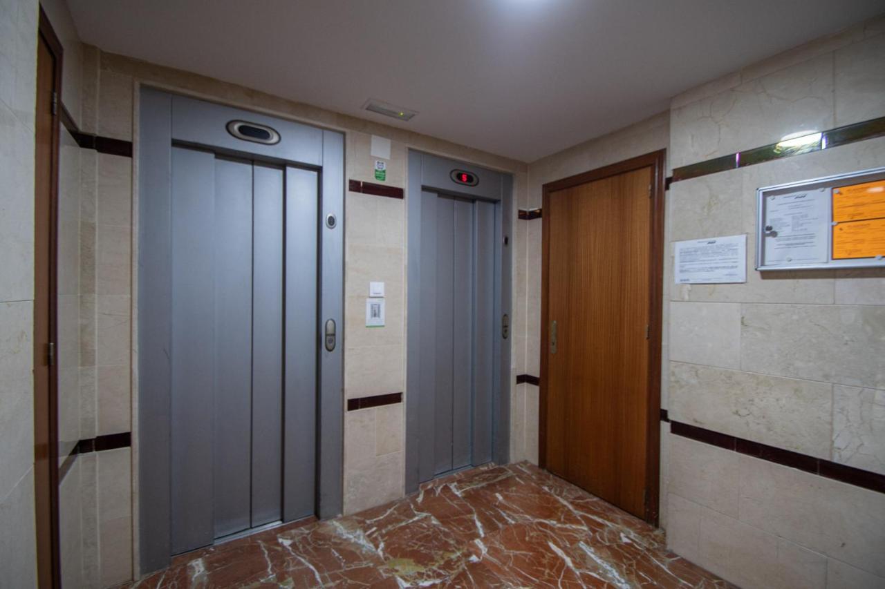 Apartamento El Pentagrama De กาดิซ ภายนอก รูปภาพ